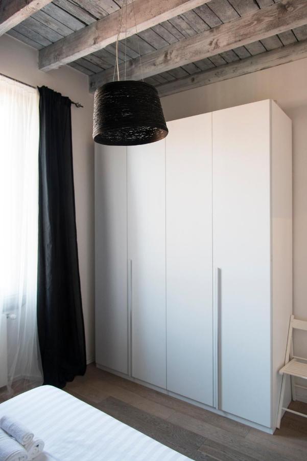 Youhosty - Correggio 12 Milan Extérieur photo