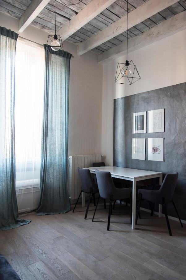 Youhosty - Correggio 12 Milan Extérieur photo